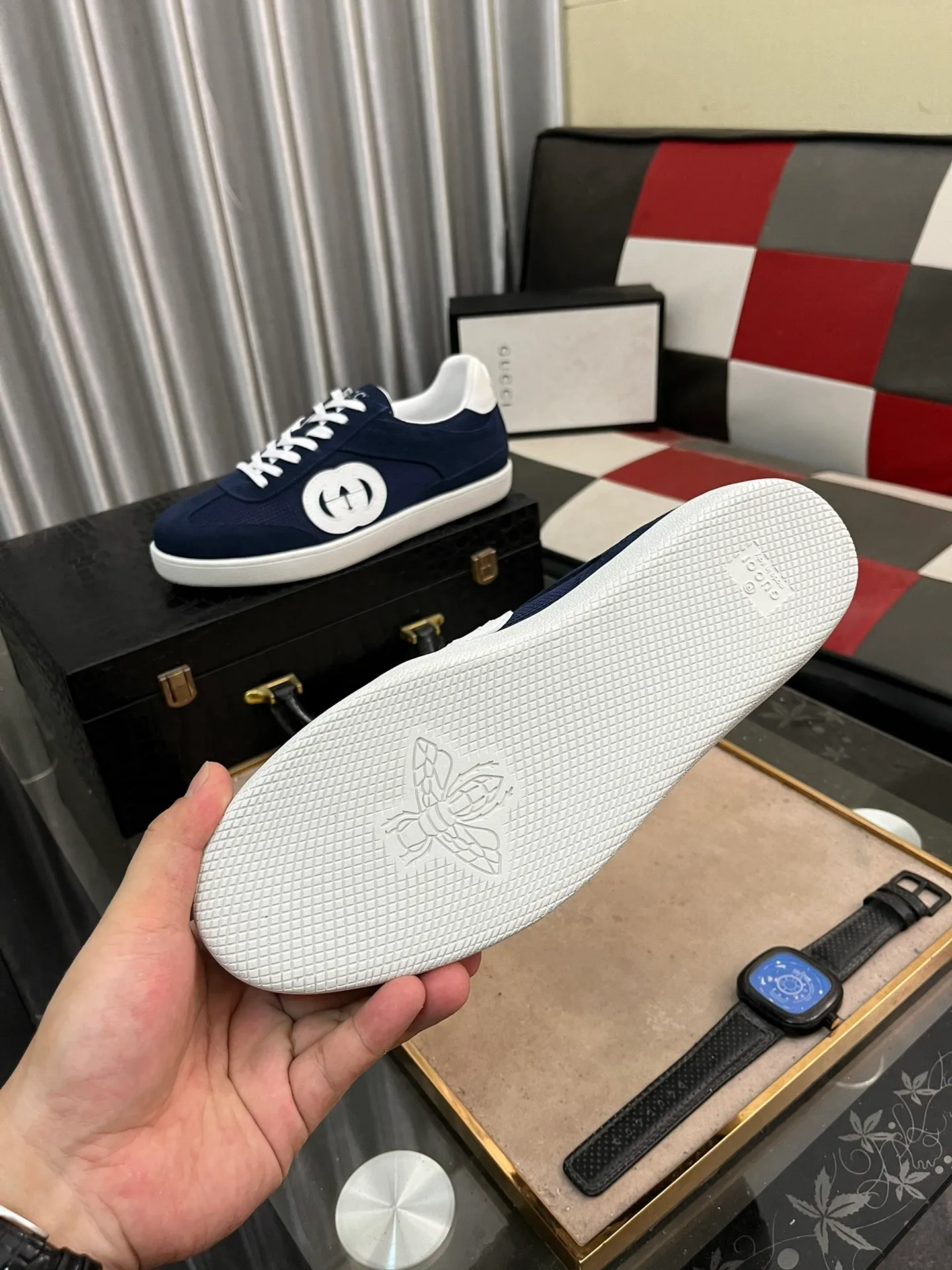 Men's shoes💰380⌚️⌚️[GUCCI] Gucci men's casual shoes are absolutely popular🔥The ultimate matching item for trendy men! The charm of super texture is irresistible, the main recommendation, the flower leather color is bright! The upper is made of high-quality cowhide + brand printed fabric, sheepskin feet, wear-resistant rubber sole, noble and elegant! Extremely comfortable🎁🎁You can be as handsome as you want💪 38-447️⃣colors available